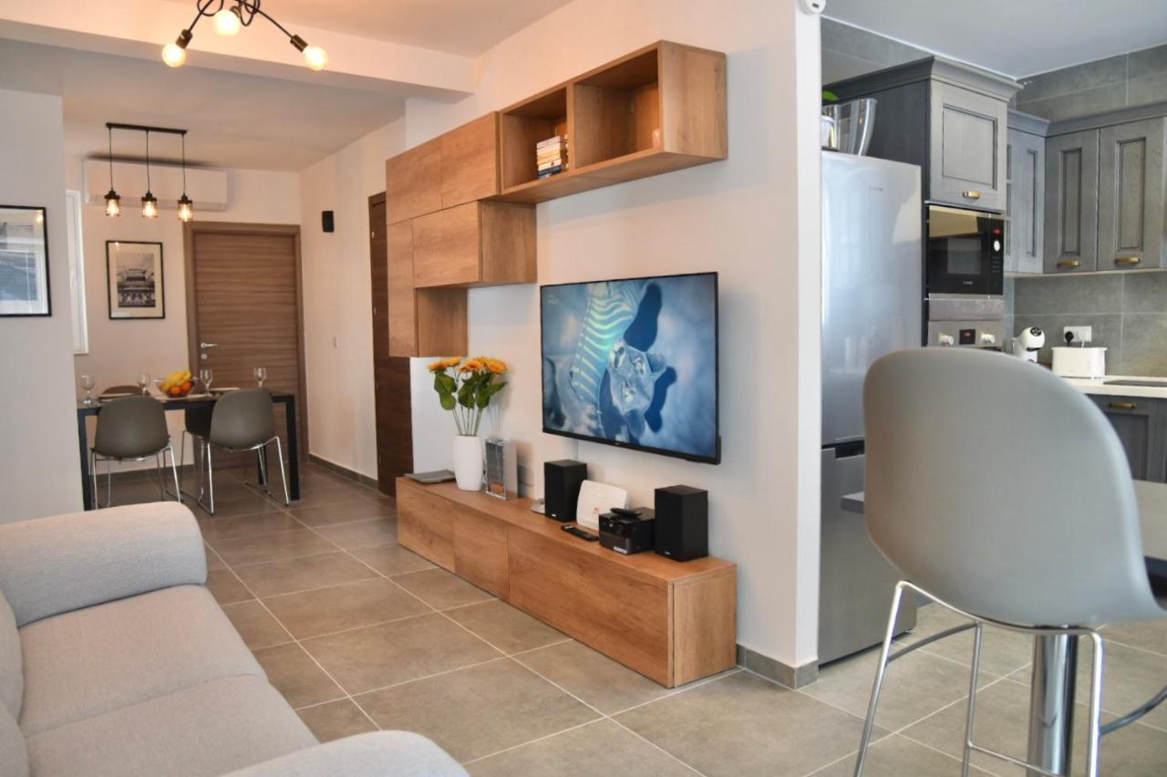 Bright & Modern 2-Bedroom, 4Th Floor Apartment In Gzira, Malta Exteriör bild