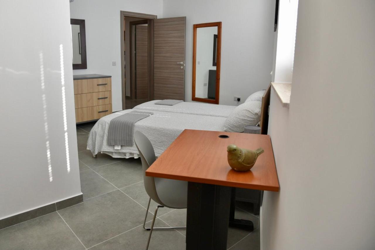 Bright & Modern 2-Bedroom, 4Th Floor Apartment In Gzira, Malta Exteriör bild