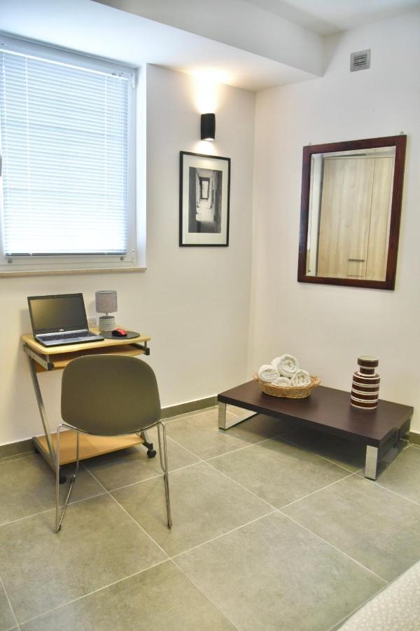 Bright & Modern 2-Bedroom, 4Th Floor Apartment In Gzira, Malta Exteriör bild