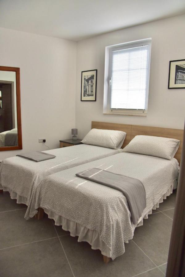 Bright & Modern 2-Bedroom, 4Th Floor Apartment In Gzira, Malta Exteriör bild