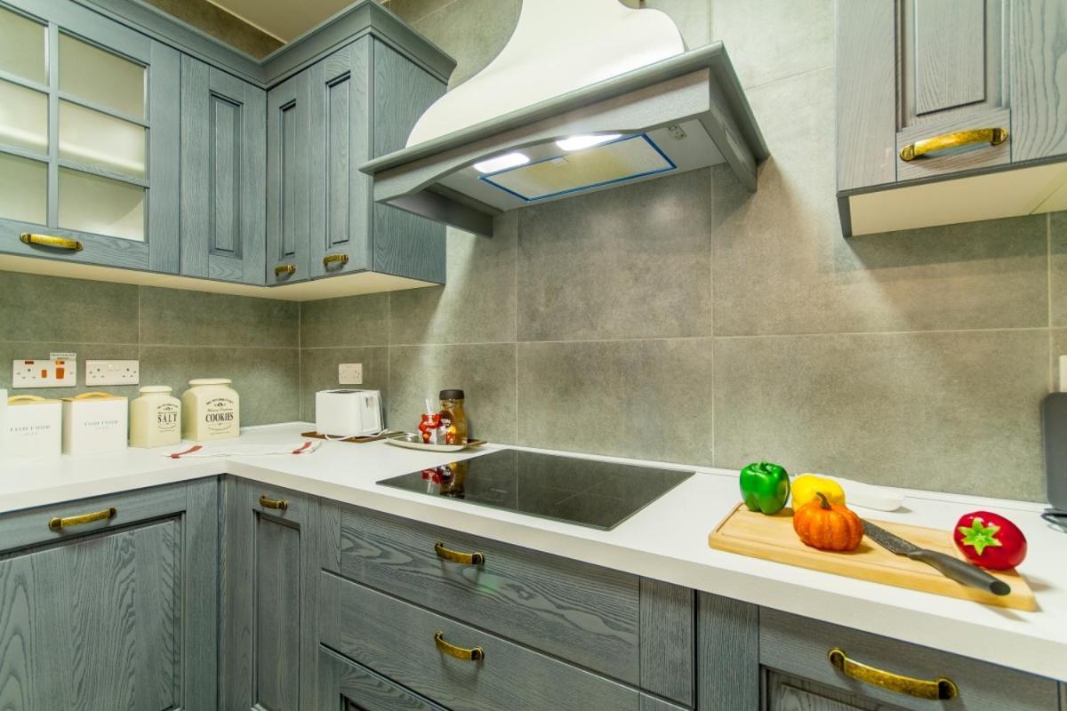 Bright & Modern 2-Bedroom, 4Th Floor Apartment In Gzira, Malta Exteriör bild