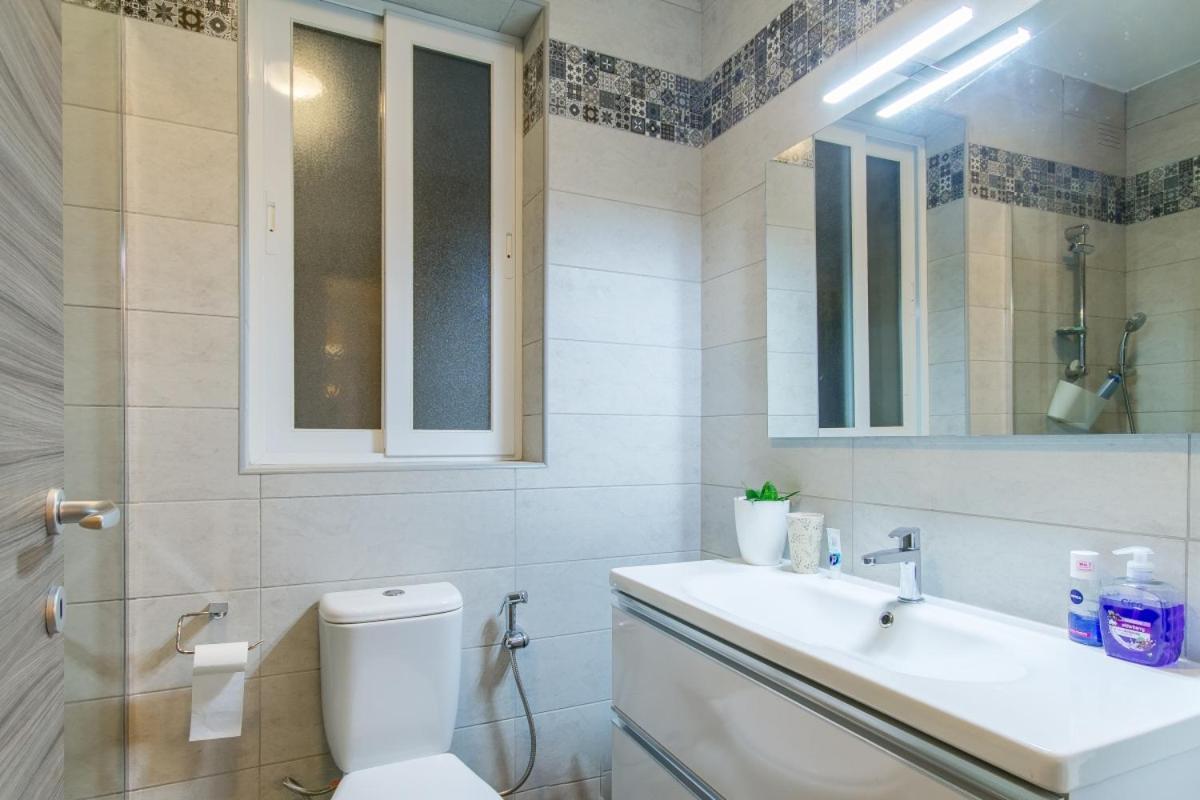 Bright & Modern 2-Bedroom, 4Th Floor Apartment In Gzira, Malta Exteriör bild